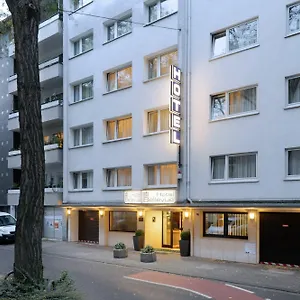 bellevue-hotel.dusseldorf-hotel.net/