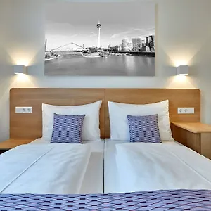 Mcdreams Duesseldorf-city Germania