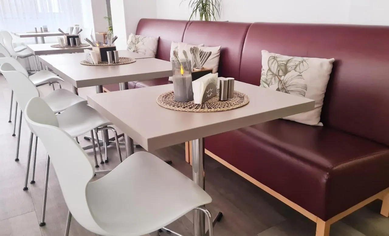 Novalis Hotel By Aurum Dresde 3*,